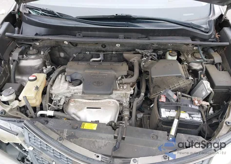 2015 Toyota Rav4 Le z USA, uszkodzony, nr VIN JTMZFREV7FD053665